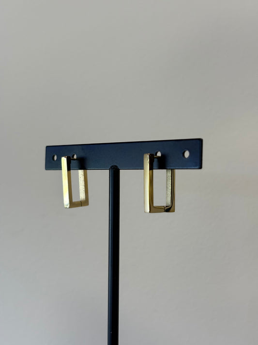Oorbellen basic rectangle medium